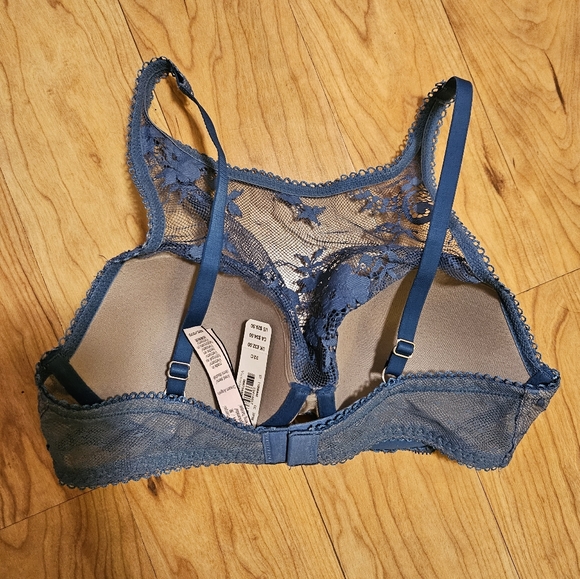 VS blue tank top style bra - Picture 3 of 5